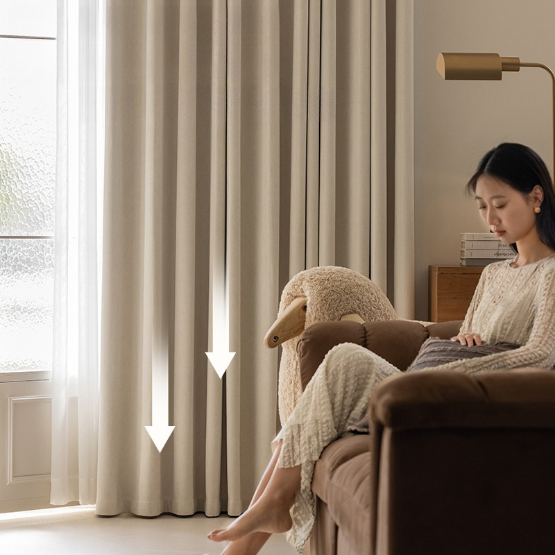 Interior Design High Ceiling - Tirai Chenille Tebal dengan Efek Blackout